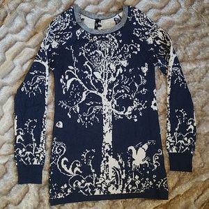 VIP tree detail sweater